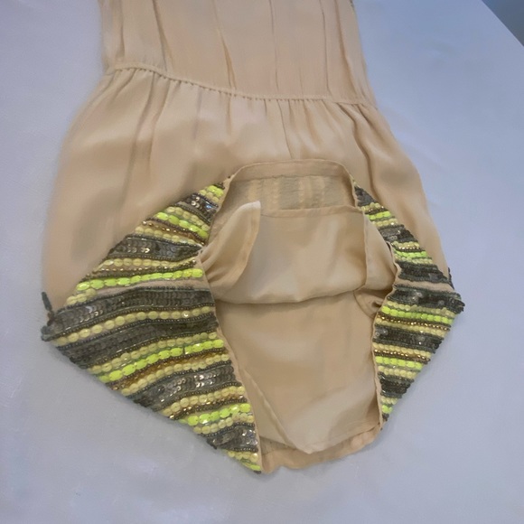 Romeo and Juliette Couture Dress - Picture 2 of 10